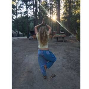 Meet your Posher, April